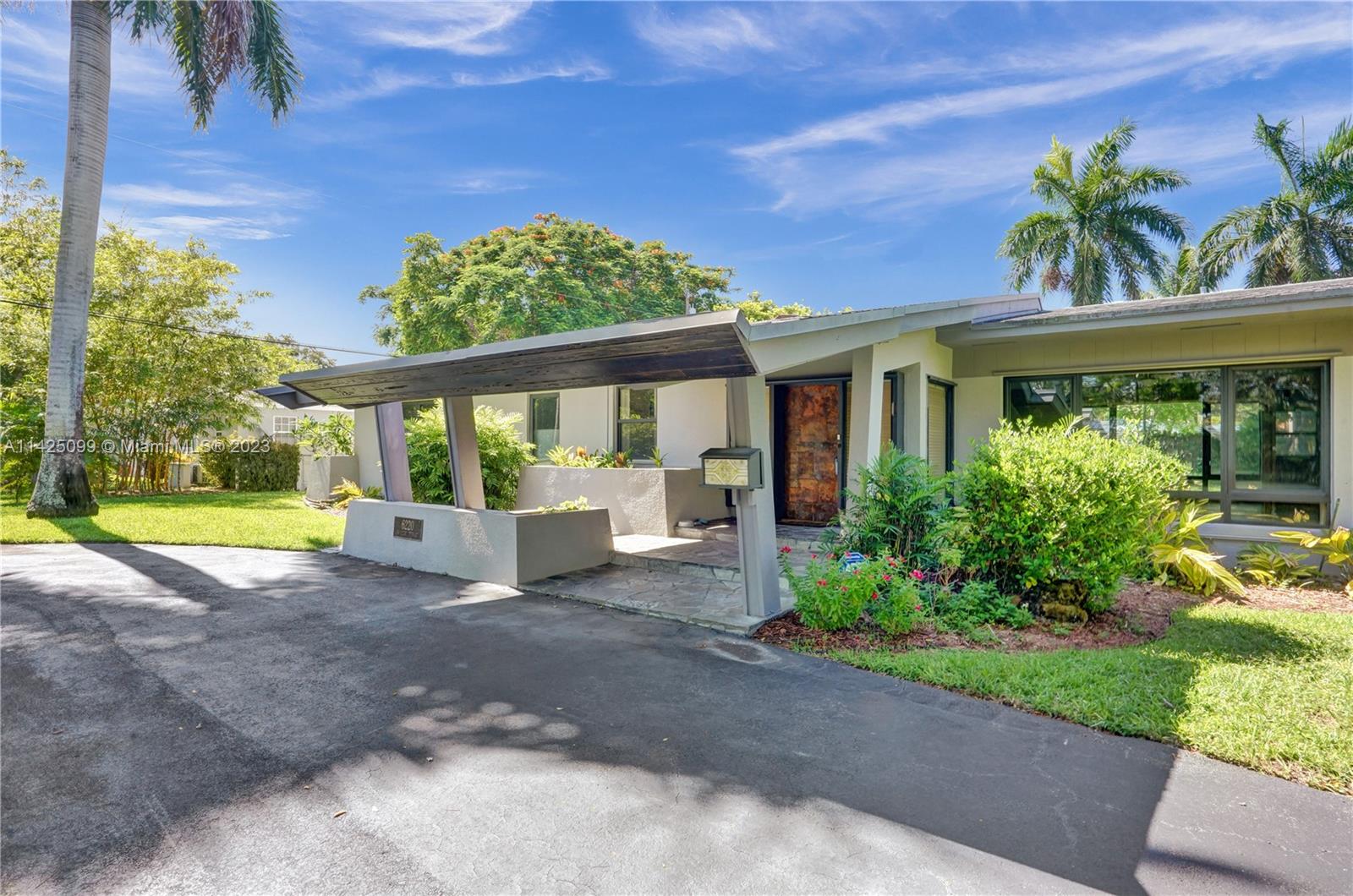 RIDGELINE ESTATES - Residential