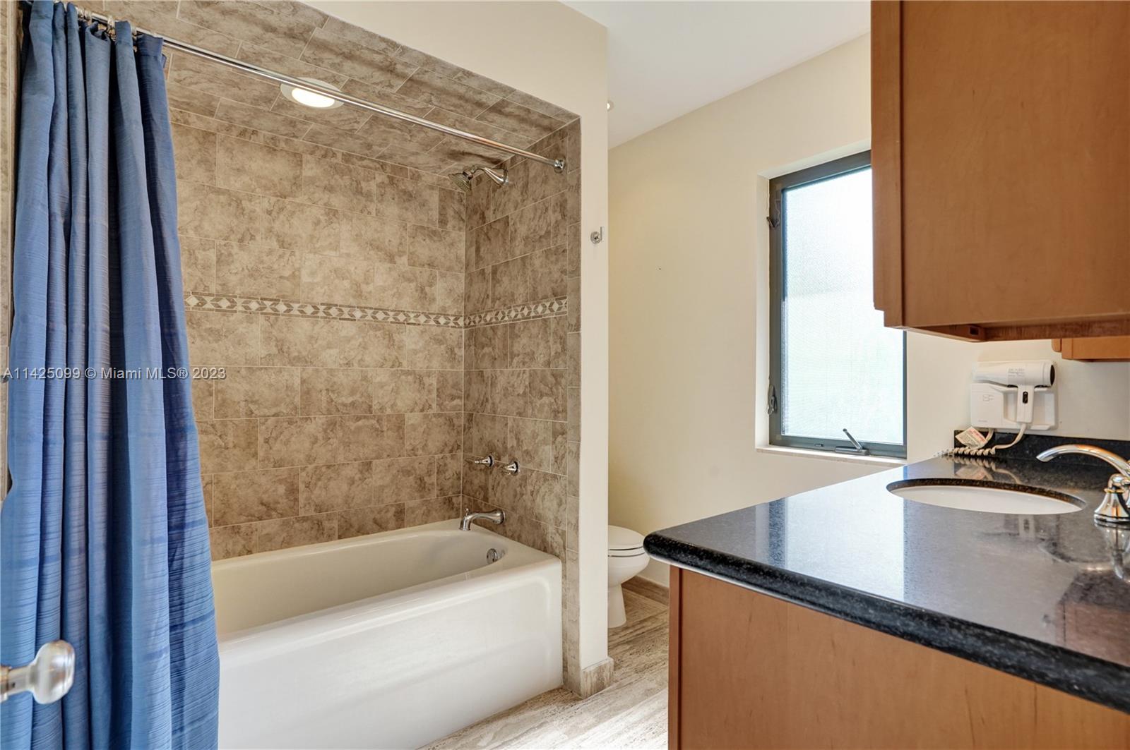 RIDGELINE ESTATES - Residential