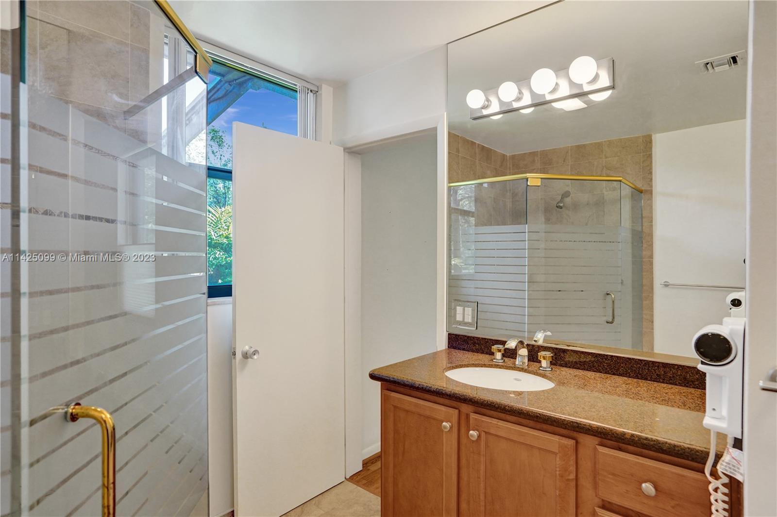 RIDGELINE ESTATES - Residential