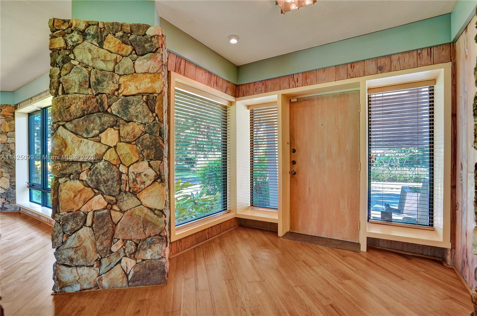 RIDGELINE ESTATES - Residential