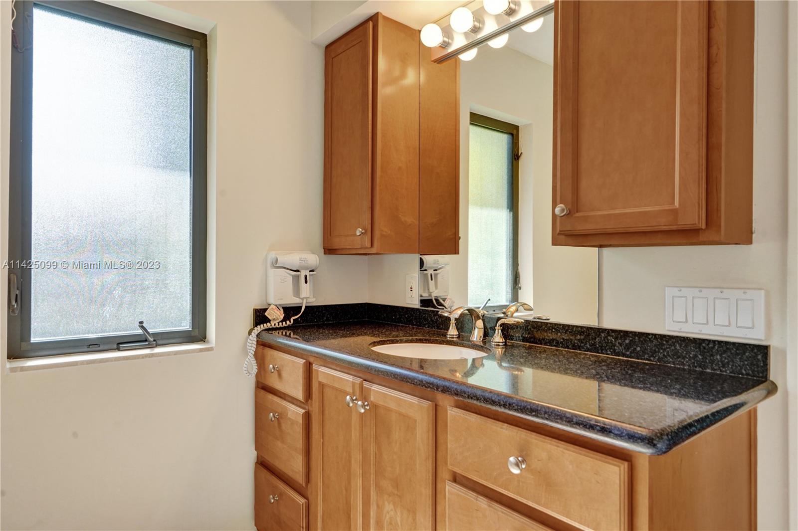 RIDGELINE ESTATES - Residential