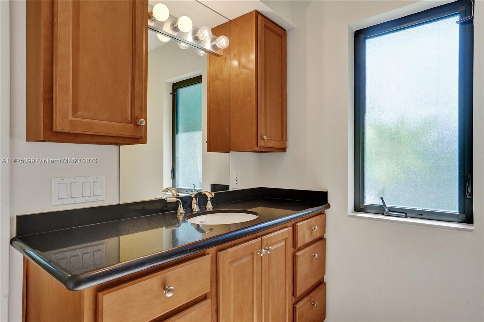 RIDGELINE ESTATES - Residential