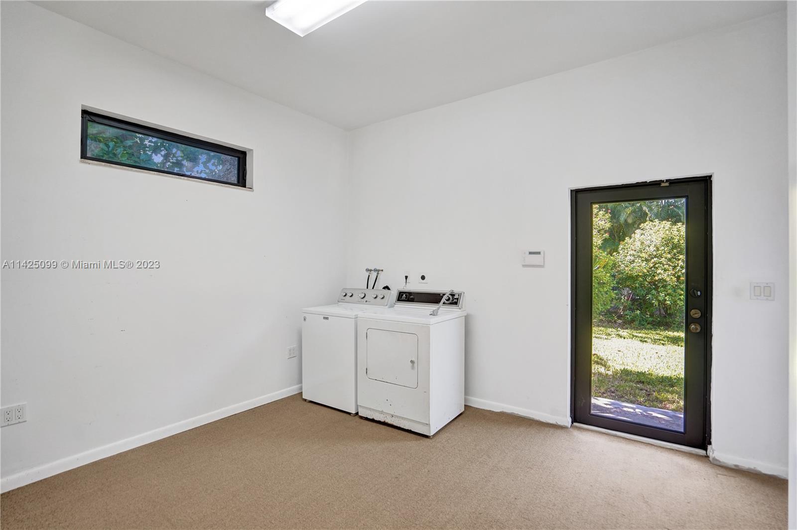 RIDGELINE ESTATES - Residential