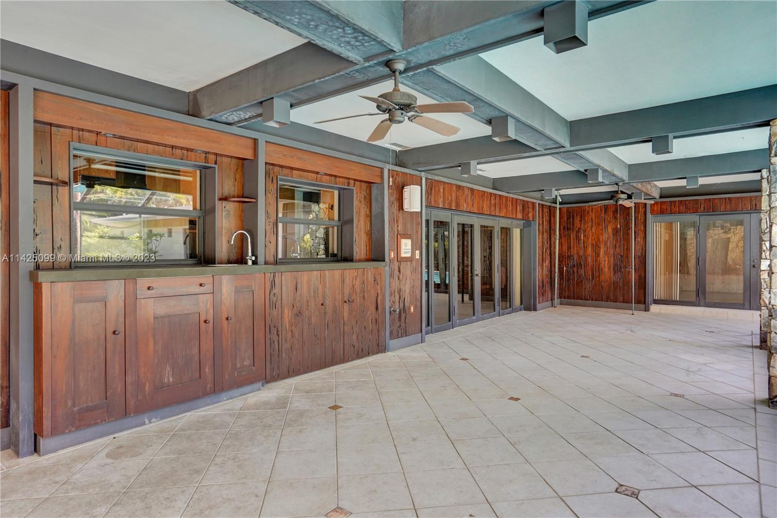 RIDGELINE ESTATES - Residential