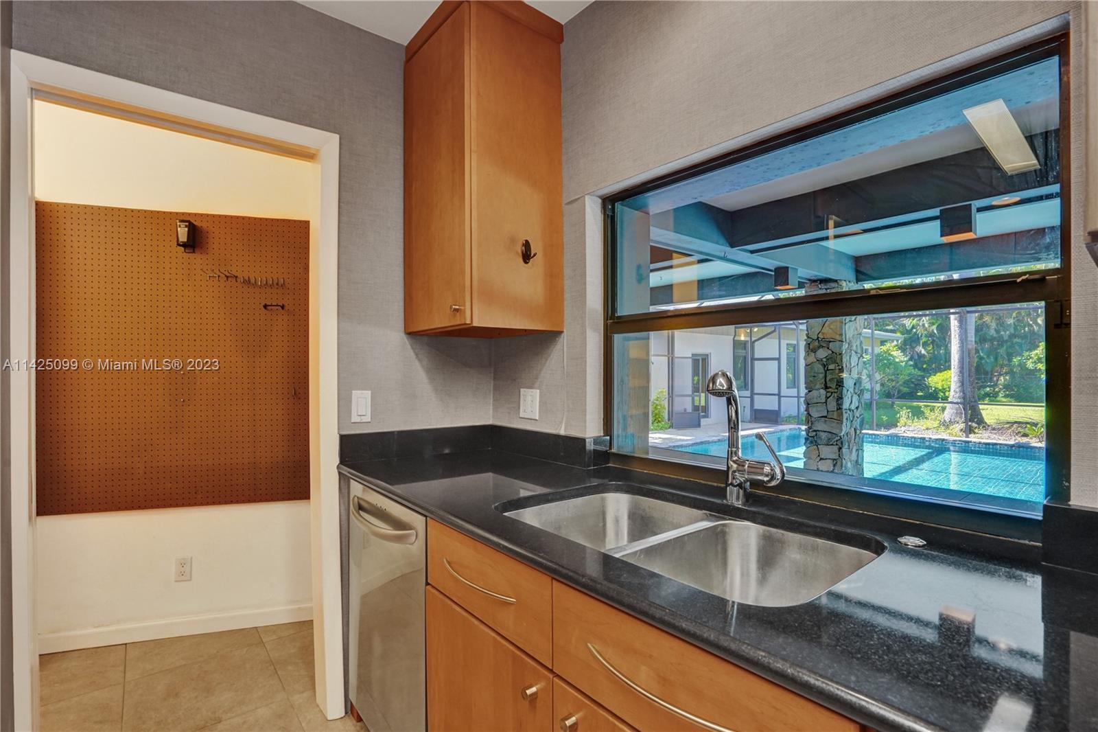 RIDGELINE ESTATES - Residential