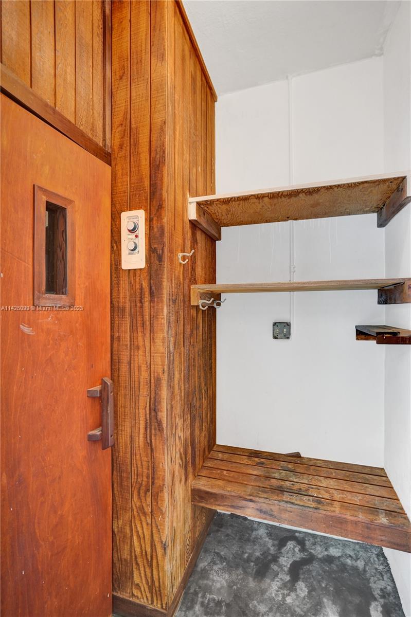 RIDGELINE ESTATES - Residential