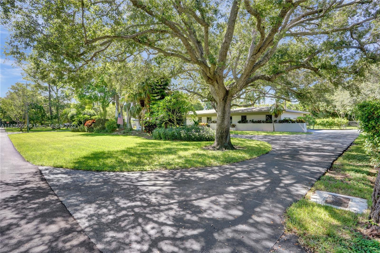 RIDGELINE ESTATES - Residential