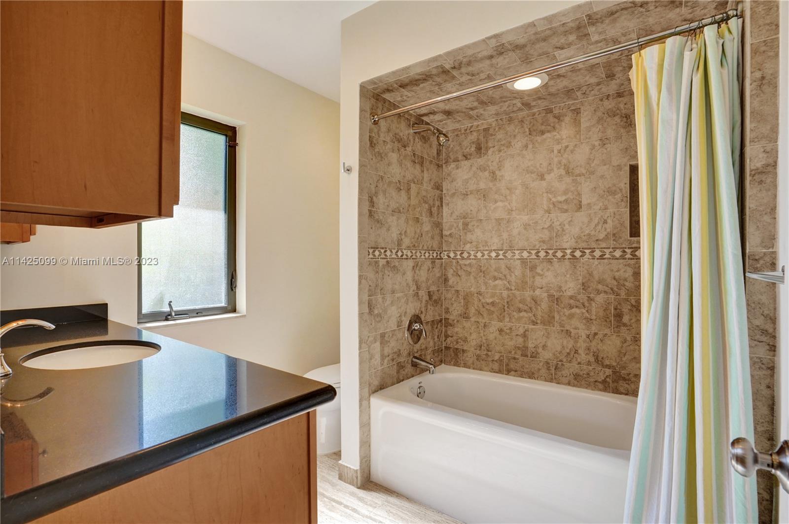 RIDGELINE ESTATES - Residential