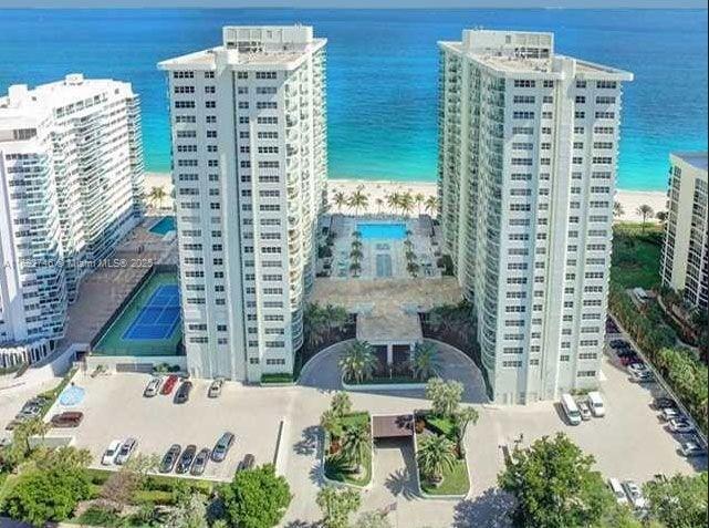 This fully furnished 1-bedroom plus den (which can serve as a second bedroom) and 1.5-bathroom unit offers 1265 sq. ft. of living space, featuring tile flooring throughout and an in-unit washer/dryer. Located in the prestigious Southpoint Tower, a beachfront property with direct beach access and stunning ocean views. Enjoy premium amenities, including tennis courts, covered parking, a fitness center, and BBQ area. Just steps to restaurants, shops, and markets, with easy access to Fort Lauderdale Airport. Don’t miss this incredible opportunity!