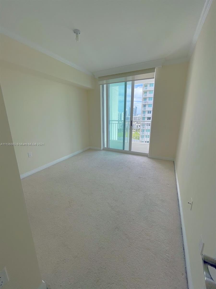 DUO CONDO WEST - Residential Lease