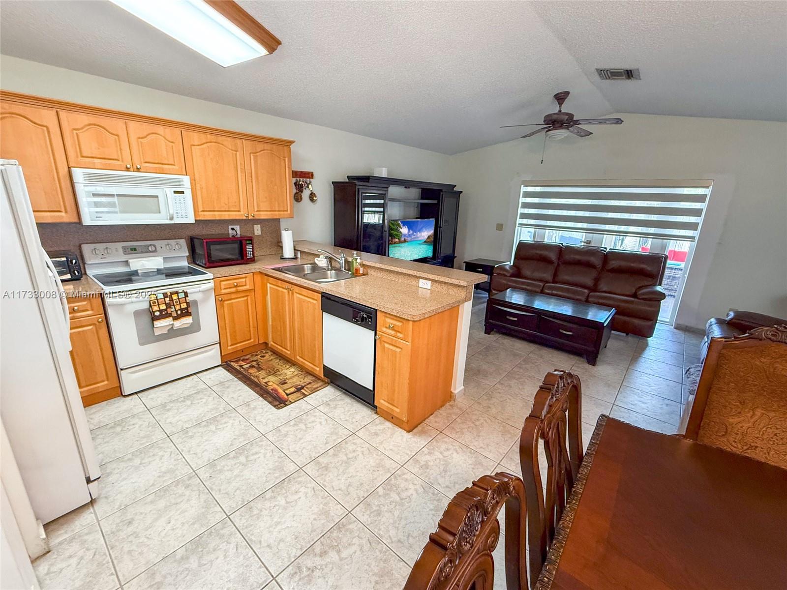 WEITZER SERENA LAKES WEST - Residential