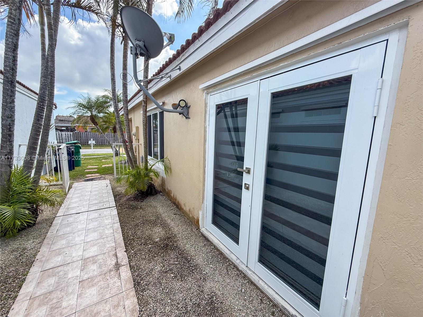 WEITZER SERENA LAKES WEST - Residential