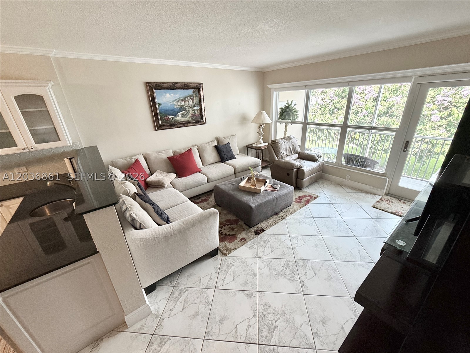 1000 SW 12th St 201
