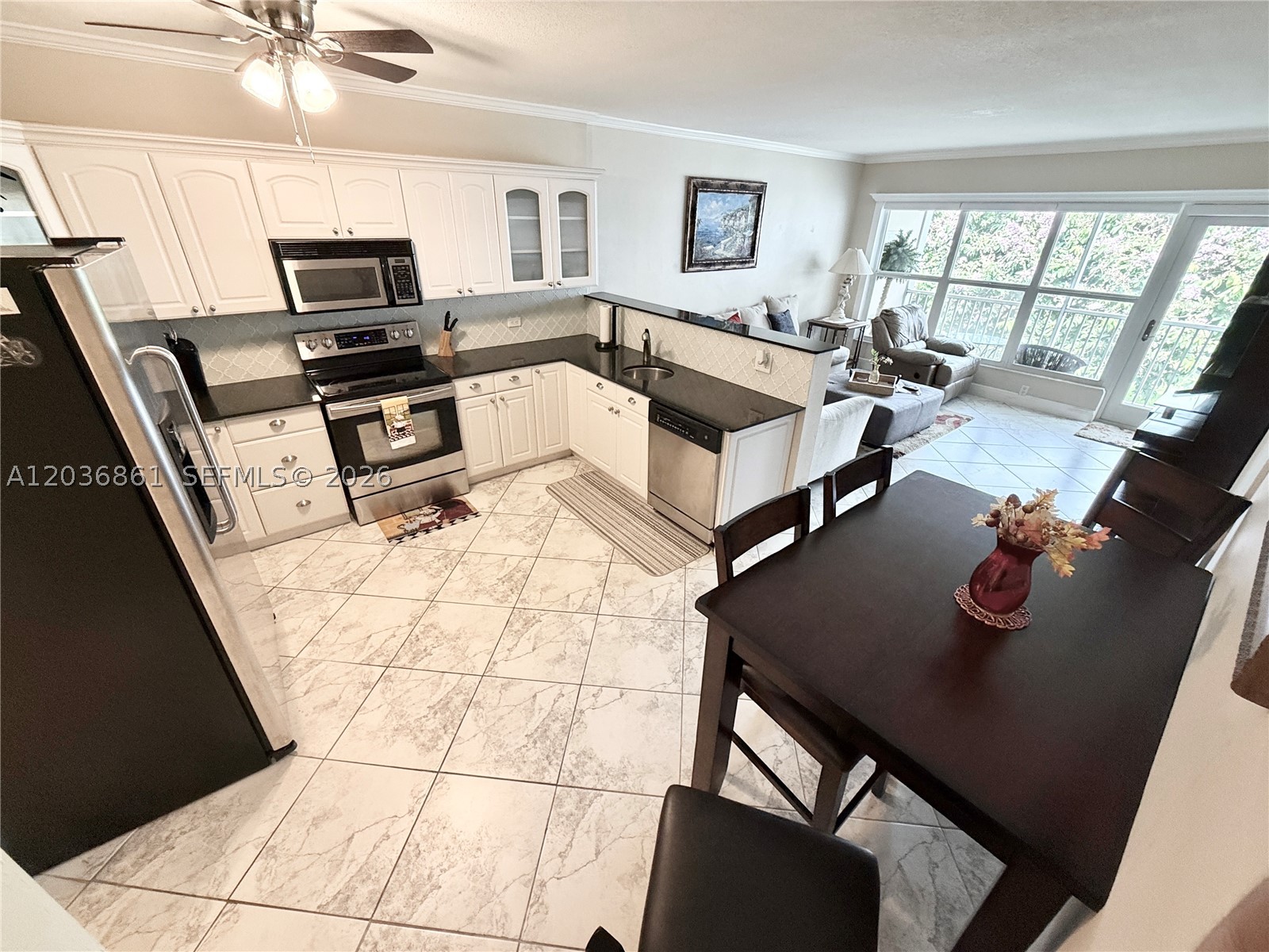 1000 SW 12th St 201