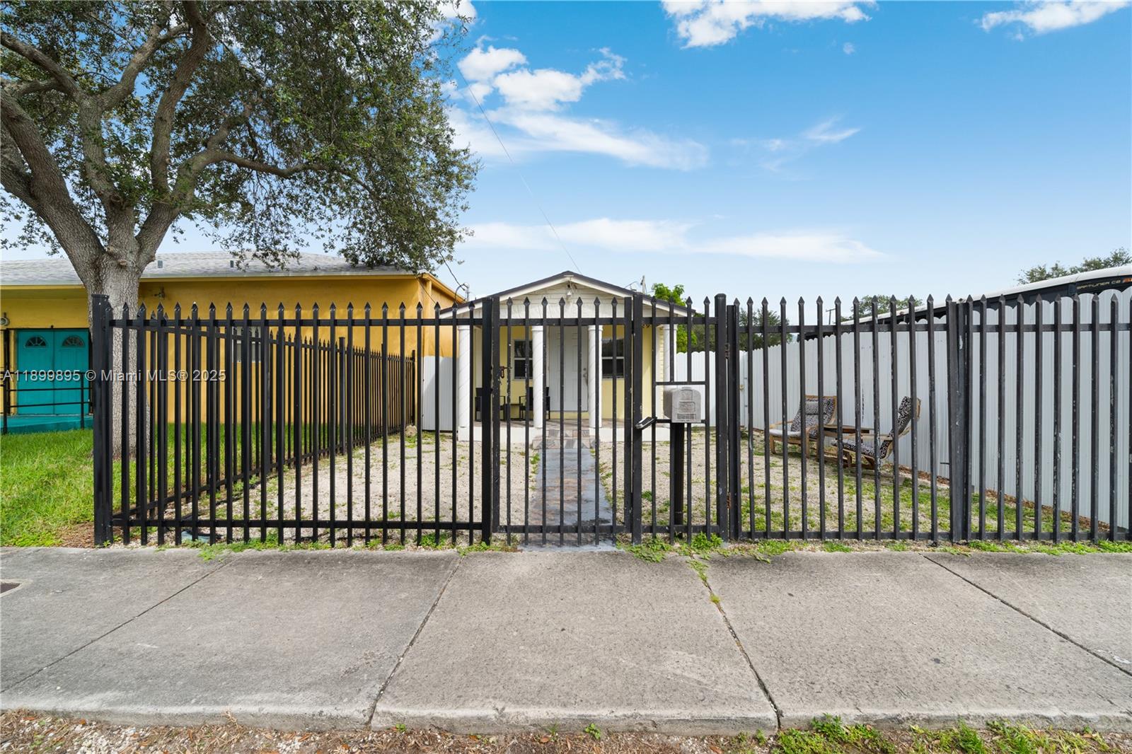 1629 NW 43rd St