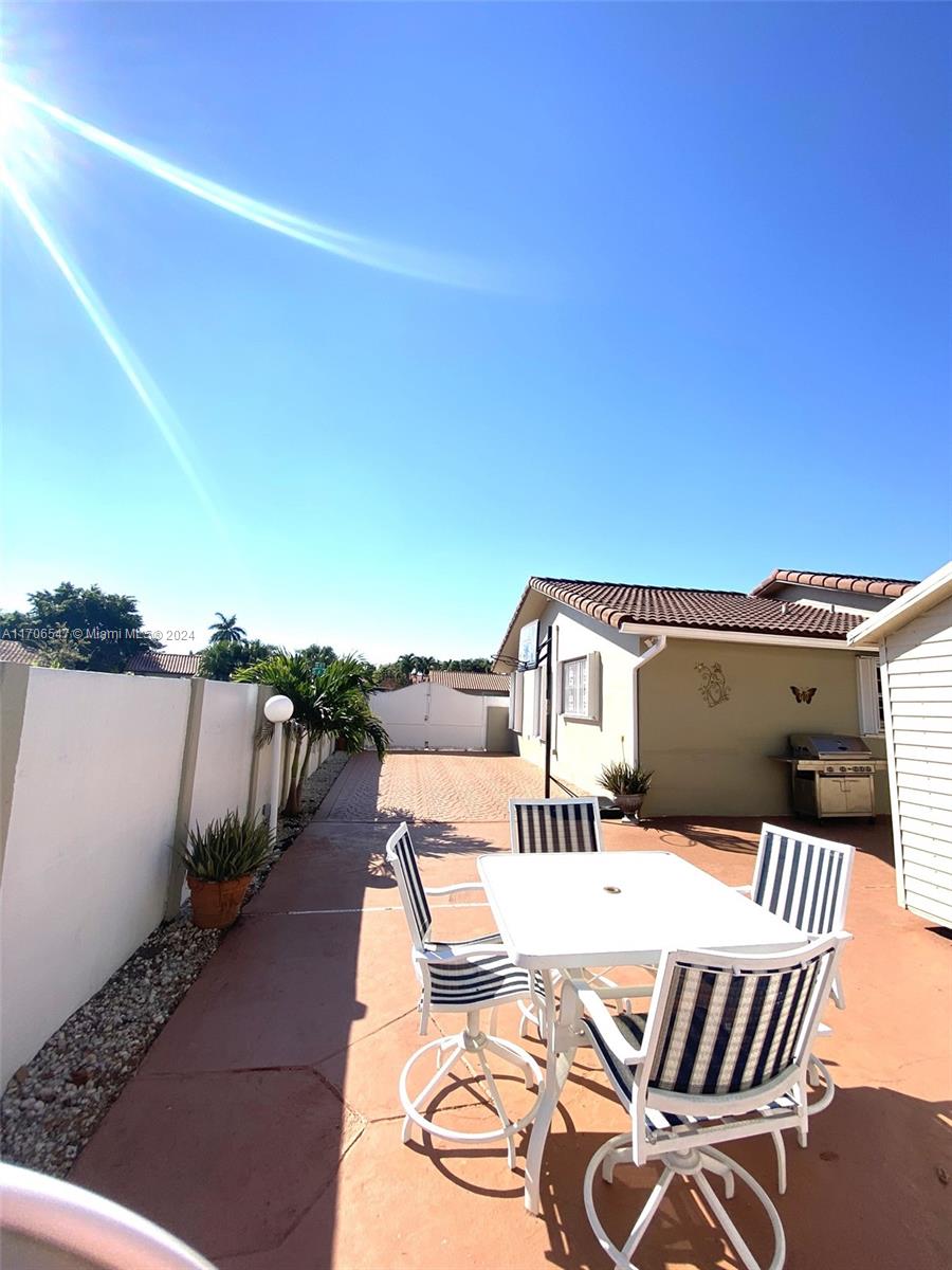 WEST GARDEN SUB 1ST ADDN - Residential