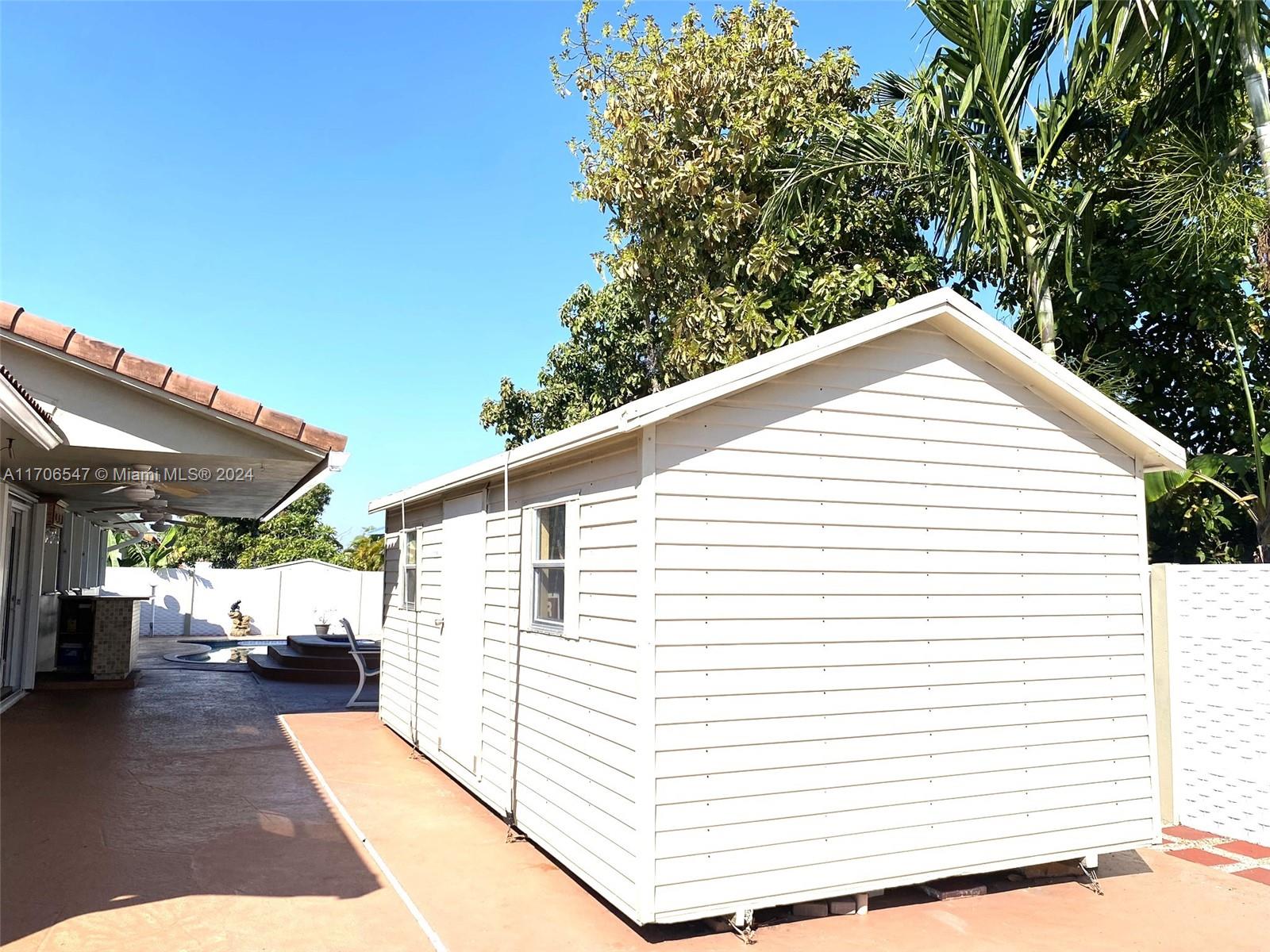WEST GARDEN SUB 1ST ADDN - Residential
