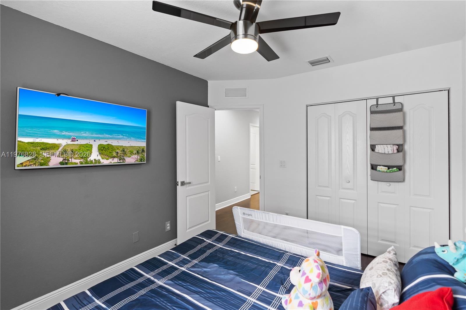 VERONA PALMS - Residential