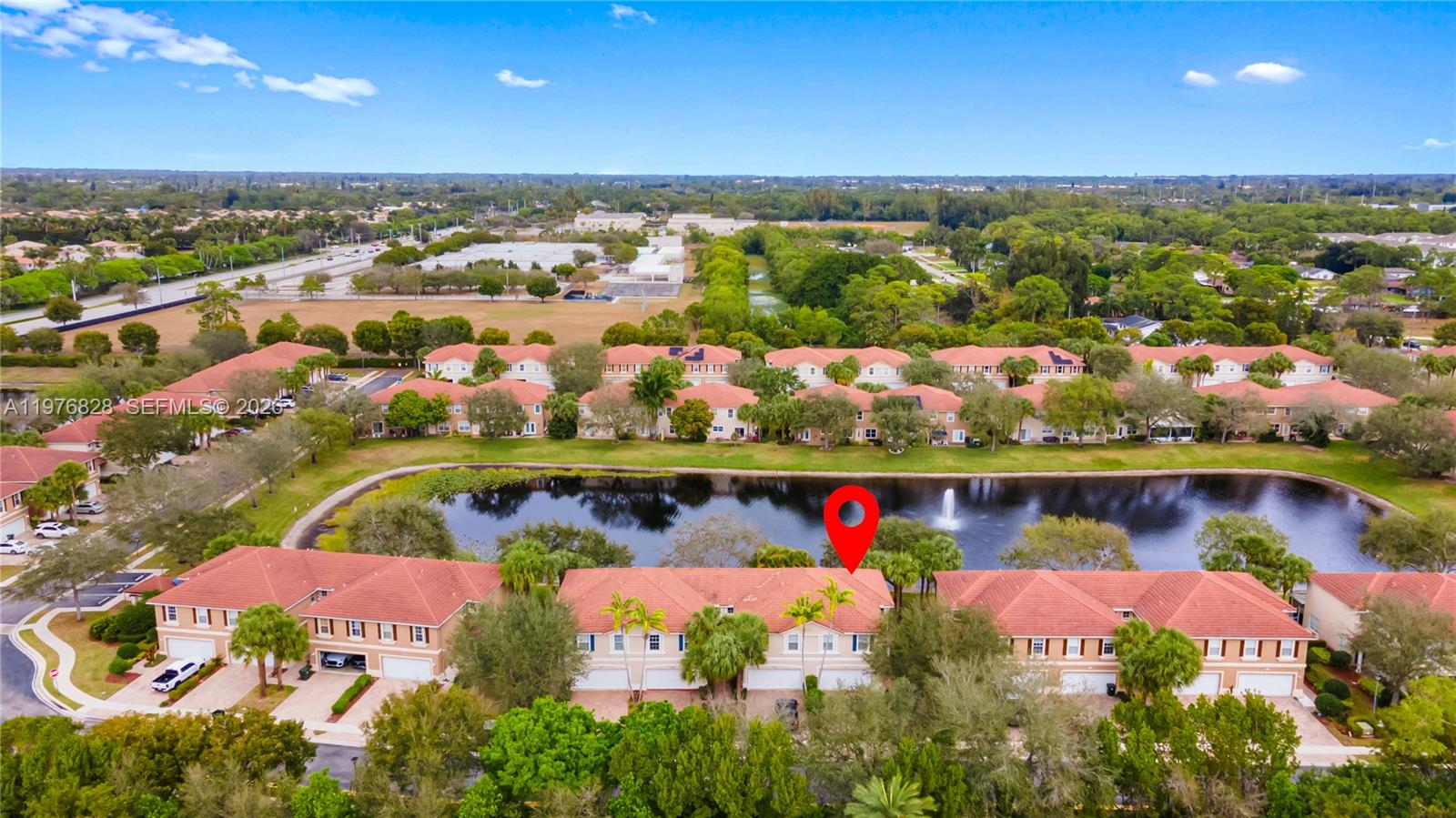 VERONA PALMS - Residential