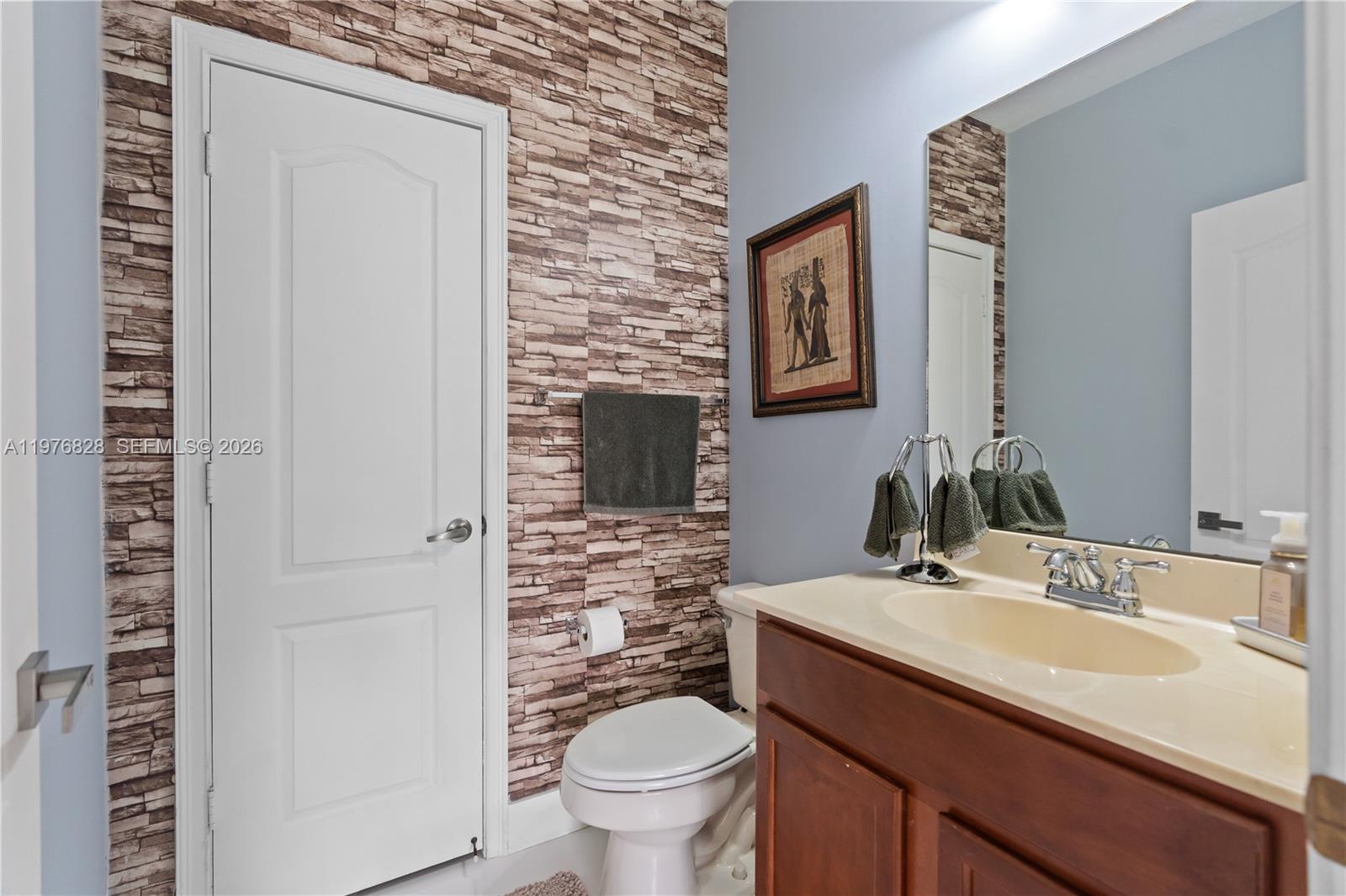 VERONA PALMS - Residential