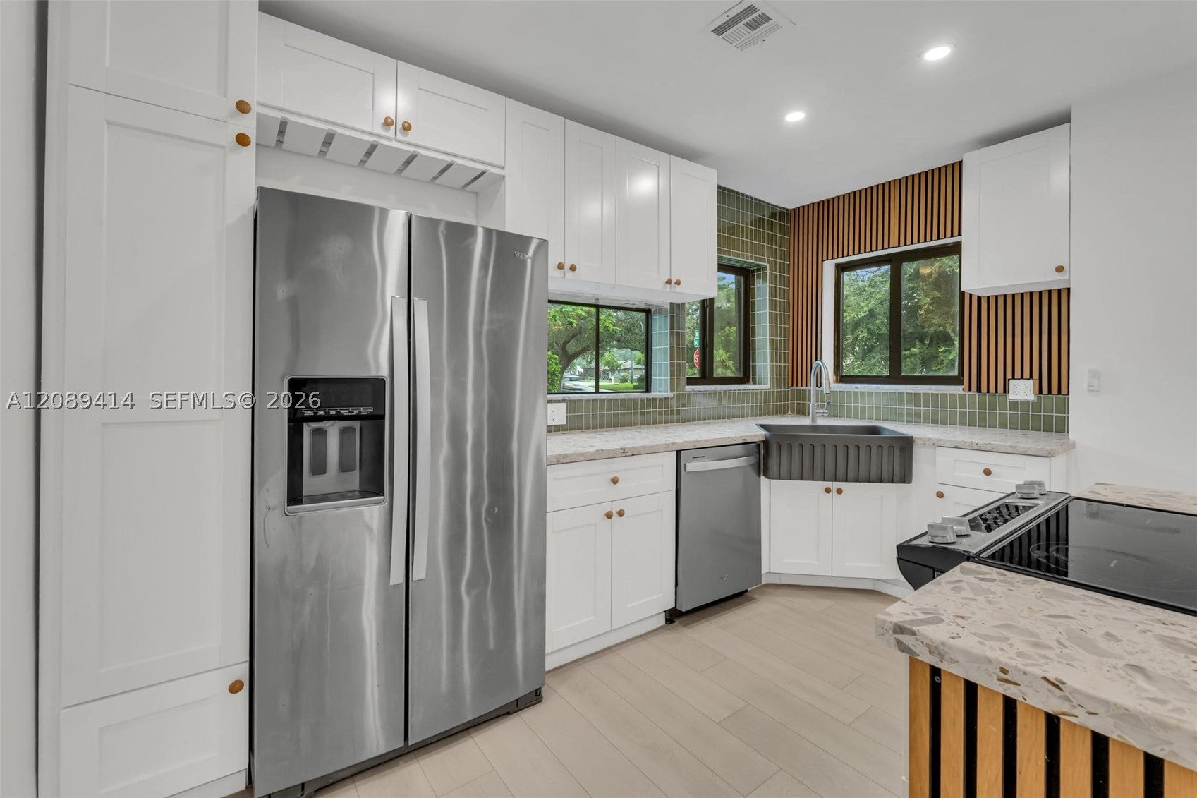 1224 N 26th Ave
