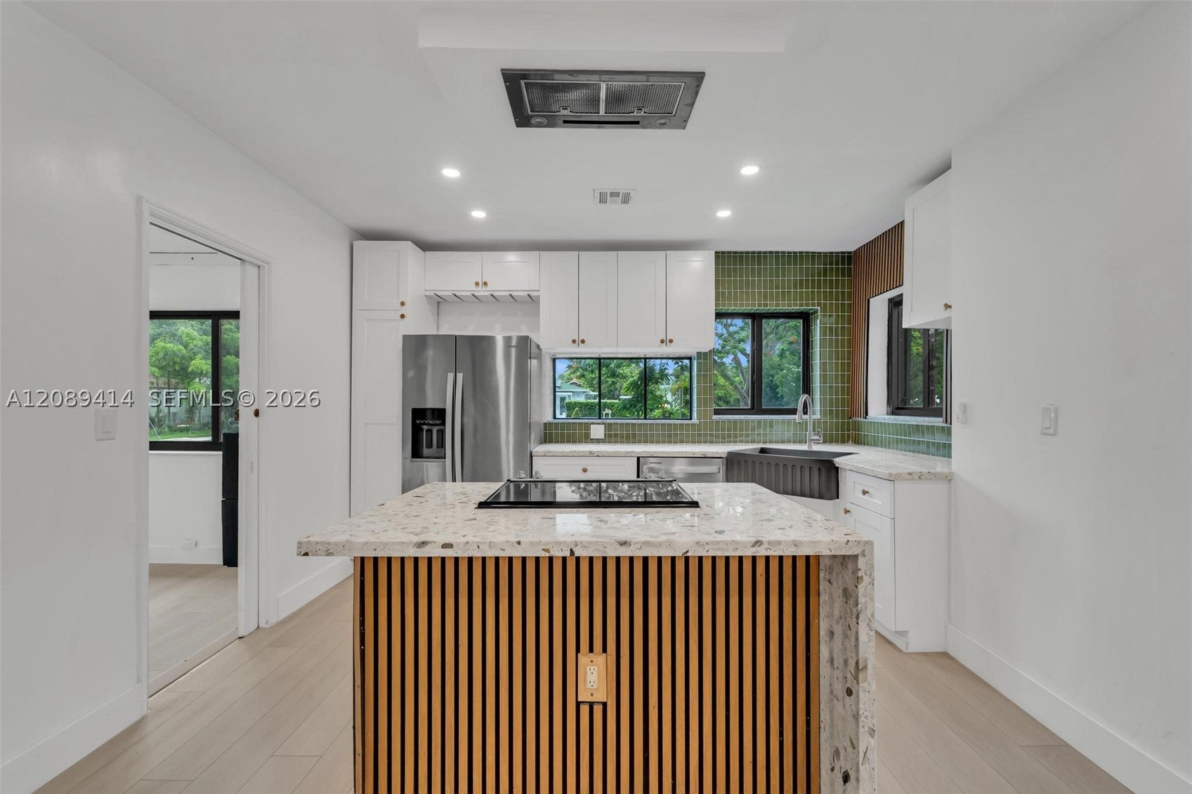 1224 N 26th Ave