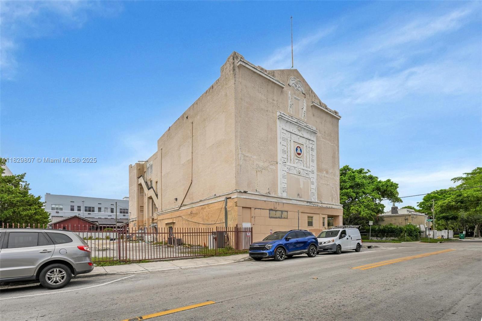 124 NW 15th Ave