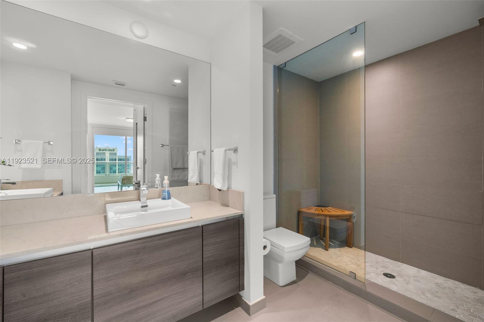 THE BONDO (1080 BRICKELL) - Residential