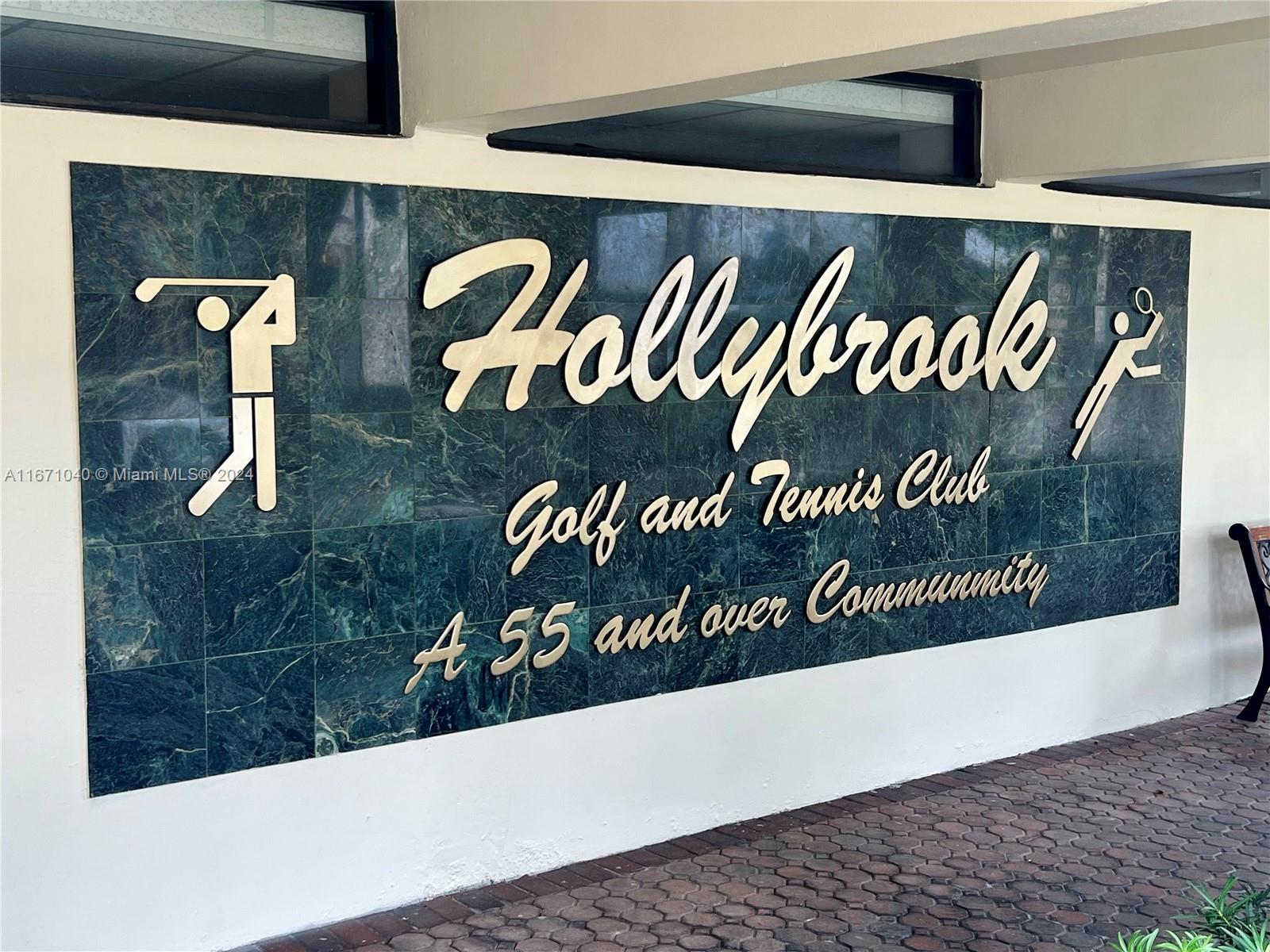HOLLYBROOK GOLF AND - Residential