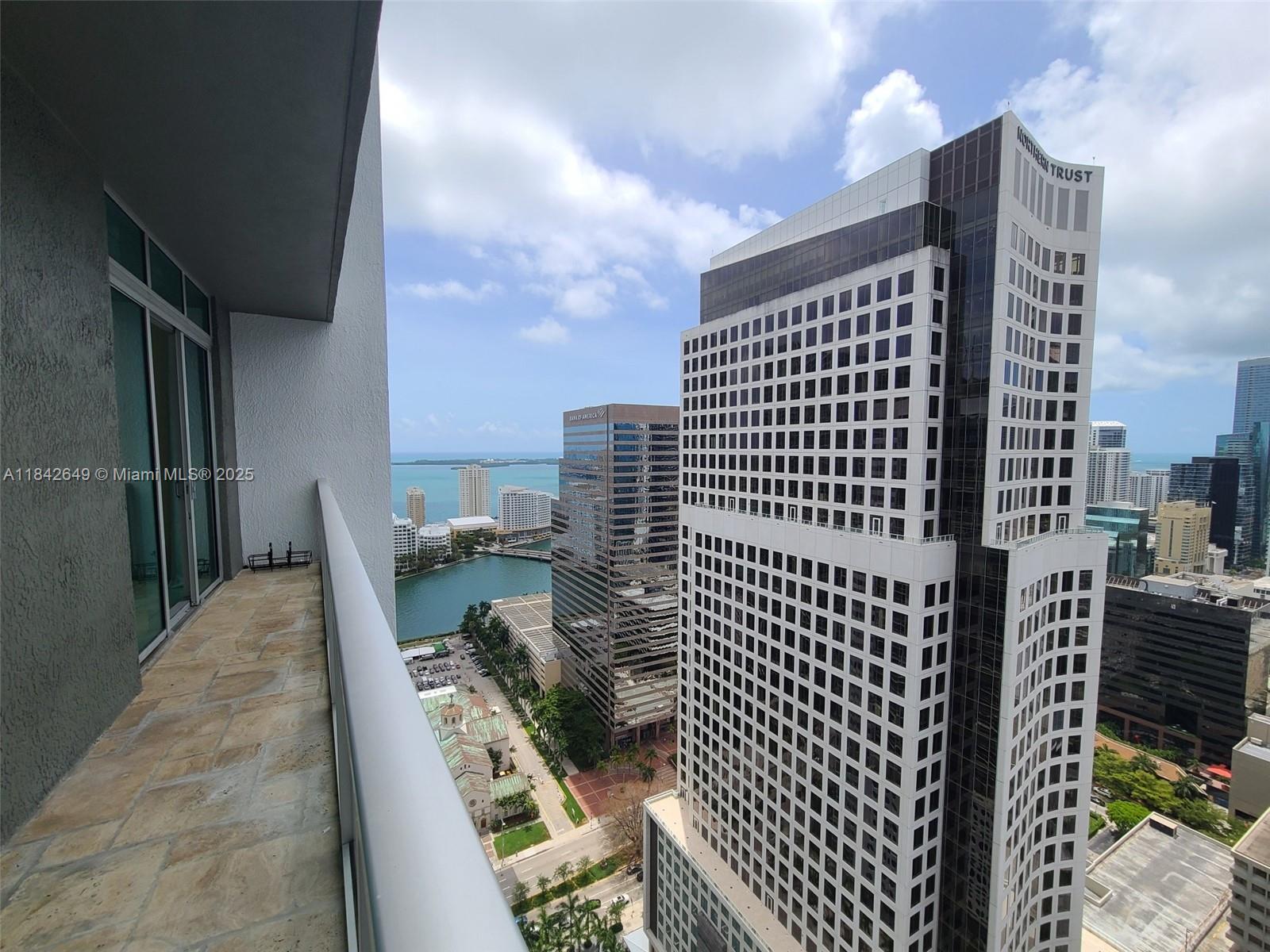 55 SE 6th St 4106