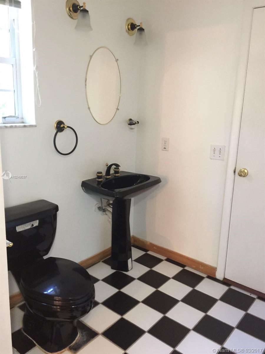 COUNTRY WALK SEC 3 - Residential Lease