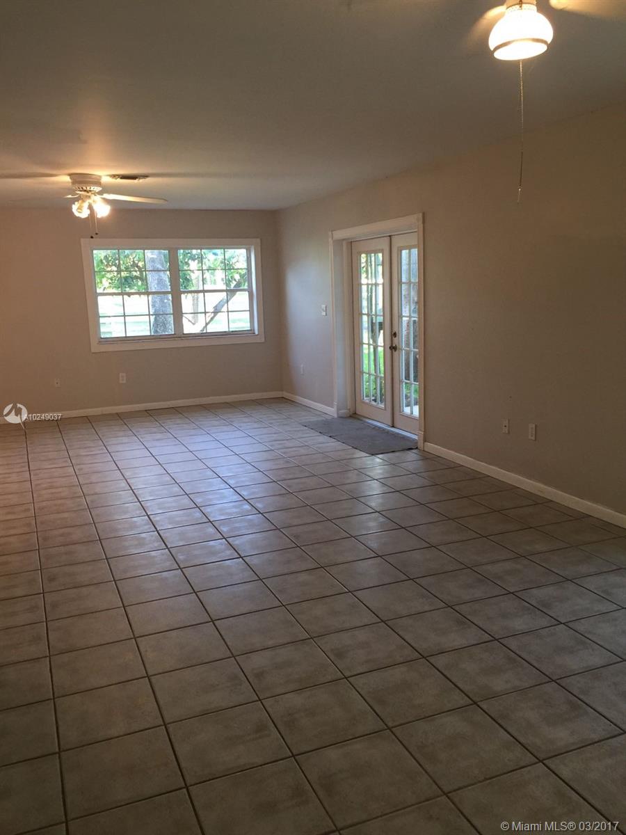 COUNTRY WALK SEC 3 - Residential Lease