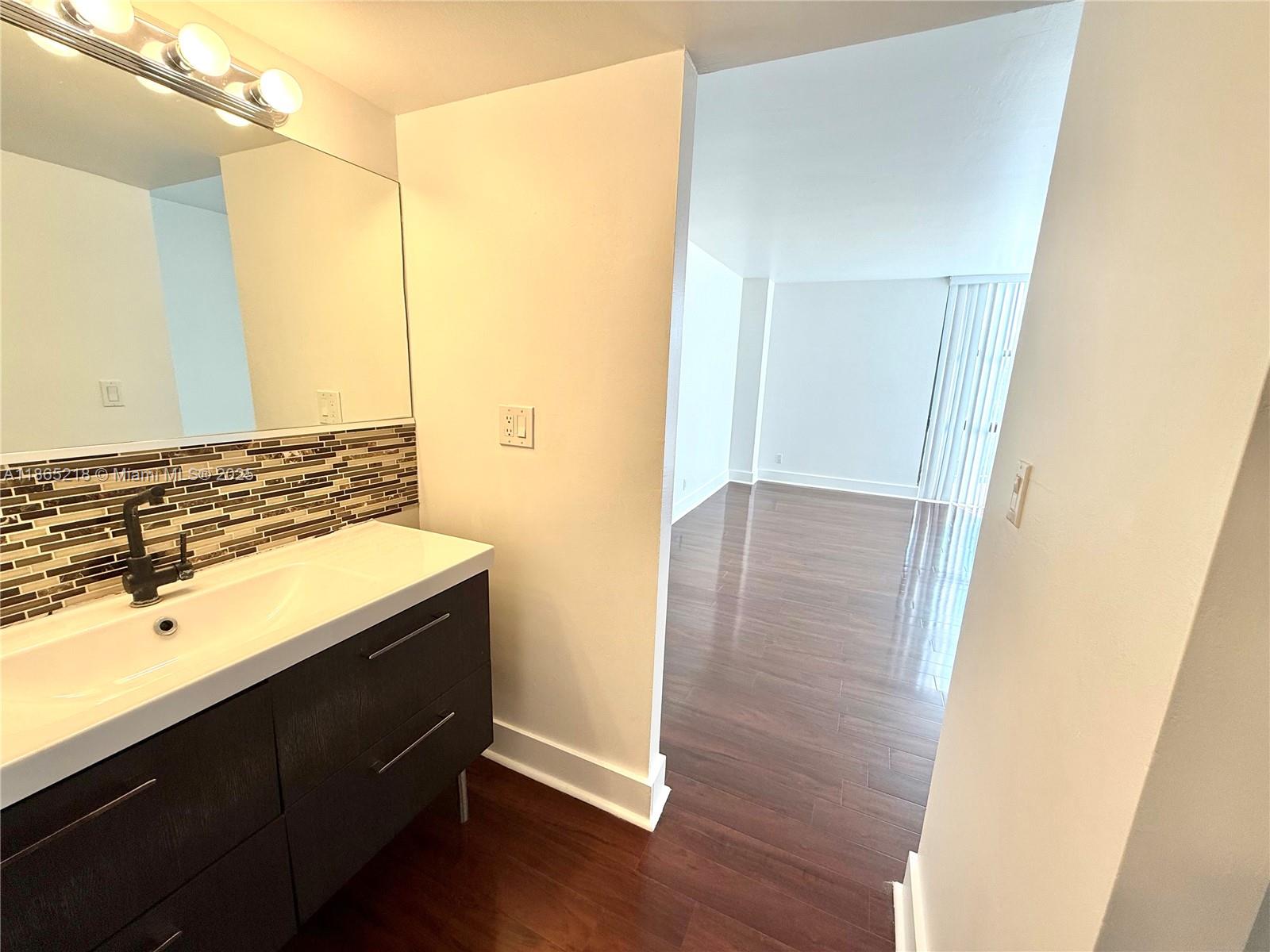 CORONADO CONDO- TOWER II - Residential