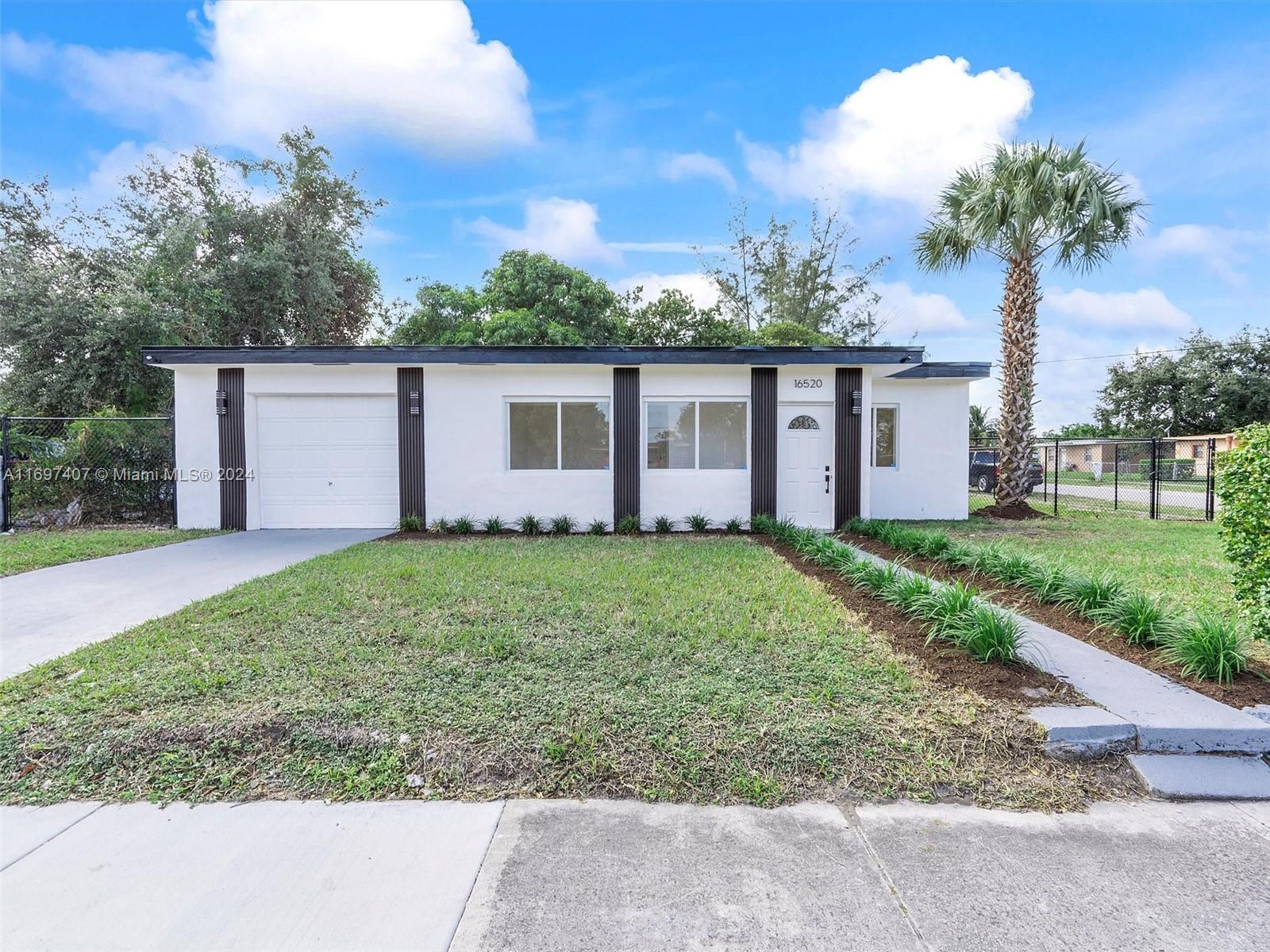 16520 Nw 22nd Ave, Miami Gardens, Broward County, Florida - 3 Bedrooms  
2 Bathrooms - 