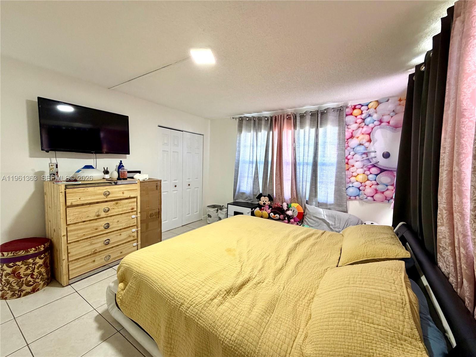 GATELAND VILLAGE SEC G CO - Residential