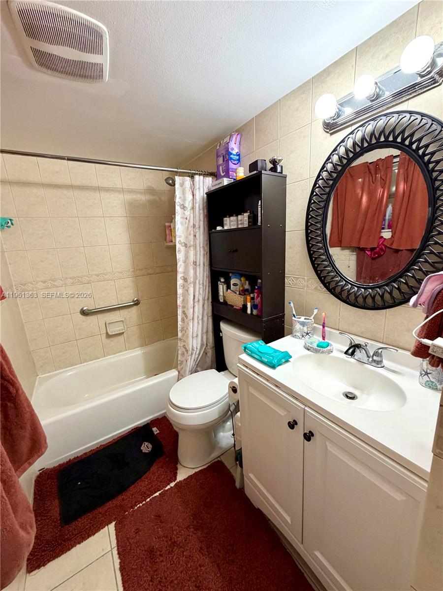 GATELAND VILLAGE SEC G CO - Residential