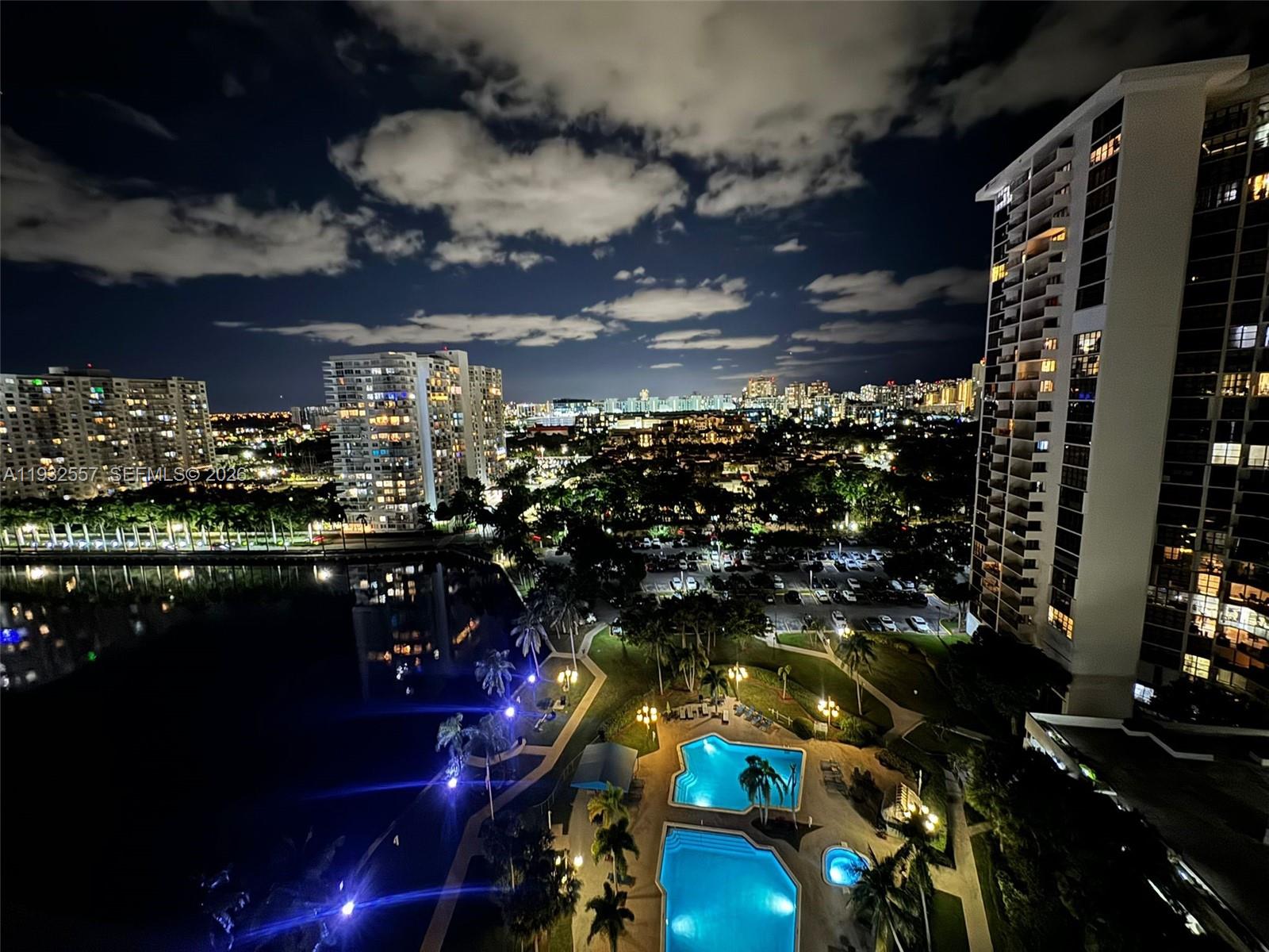 THE CLIPPER AT BISC COVE - Residential