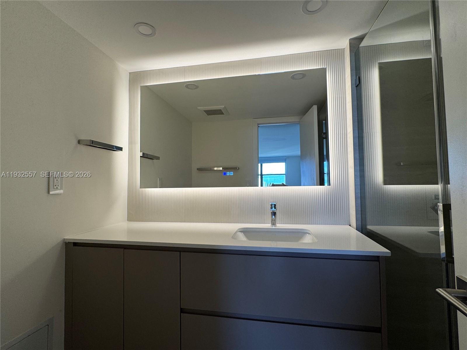 THE CLIPPER AT BISC COVE - Residential