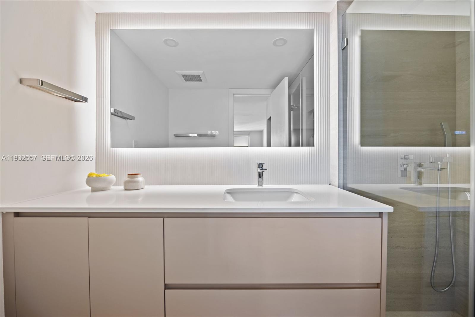 THE CLIPPER AT BISC COVE - Residential