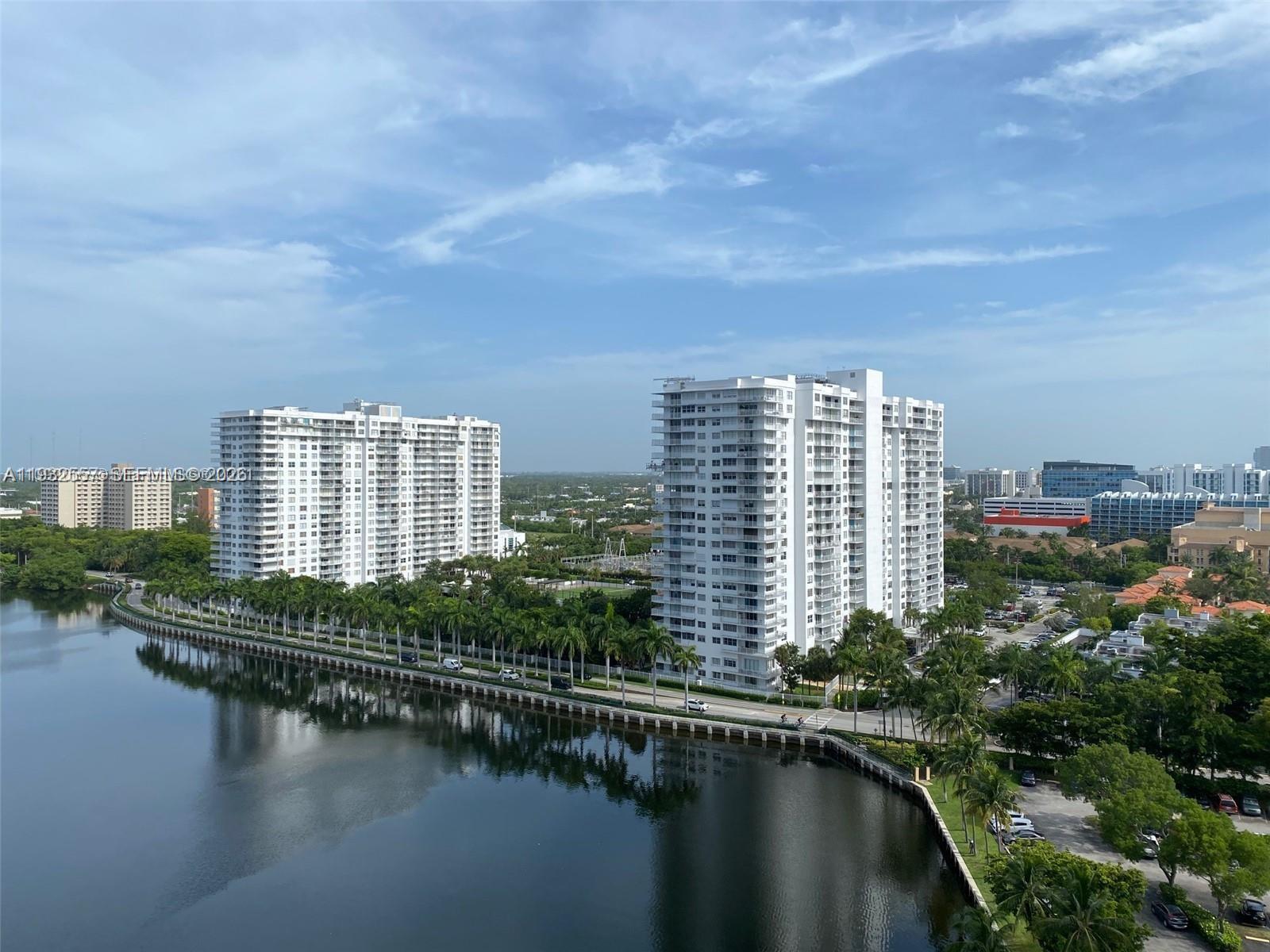 THE CLIPPER AT BISC COVE - Residential