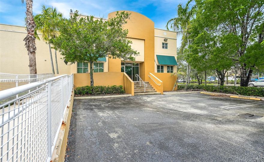 *** Conveniently located in the Doral corporate business park. *** Freestanding office/warehouse building approx. 14906 sqft. ***  Warehouse space approx. 10,466 sqft. *** 3 Dock Height Doors , 1 ramp, and 21 Parking Spaces *** Lot size 26,466 sqft approx. *** Concrete Mezzanine 2000 sqft. approx. ***Ceiling height 20' clear *** Easy access to turnpike, 826 and 836 expressway.