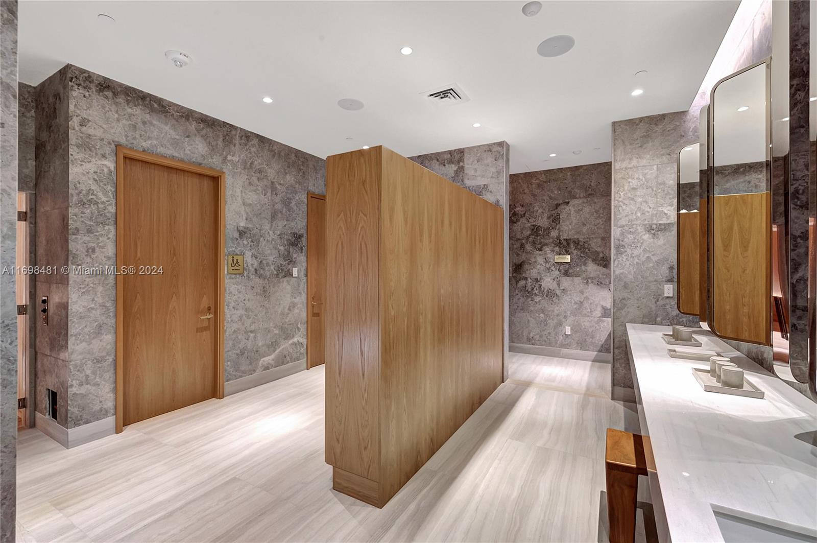 RHODES 1AMD PLAT OF NEW BI - Residential