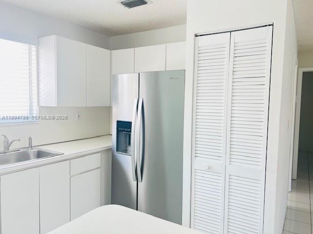 VALENCIA VILLAS CONDO - Residential Lease