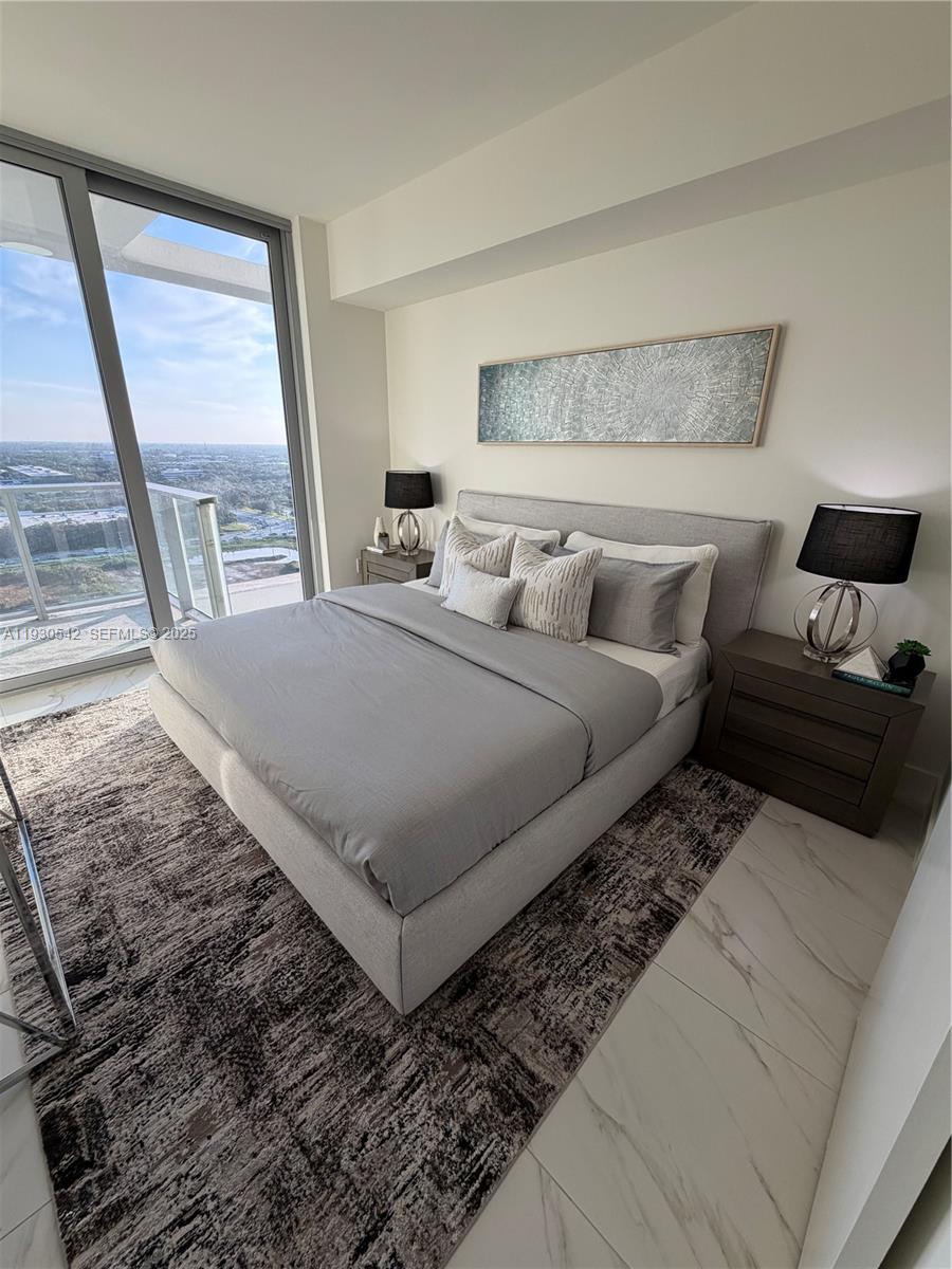 METROPICA NORTH TOWER ONE - Residential