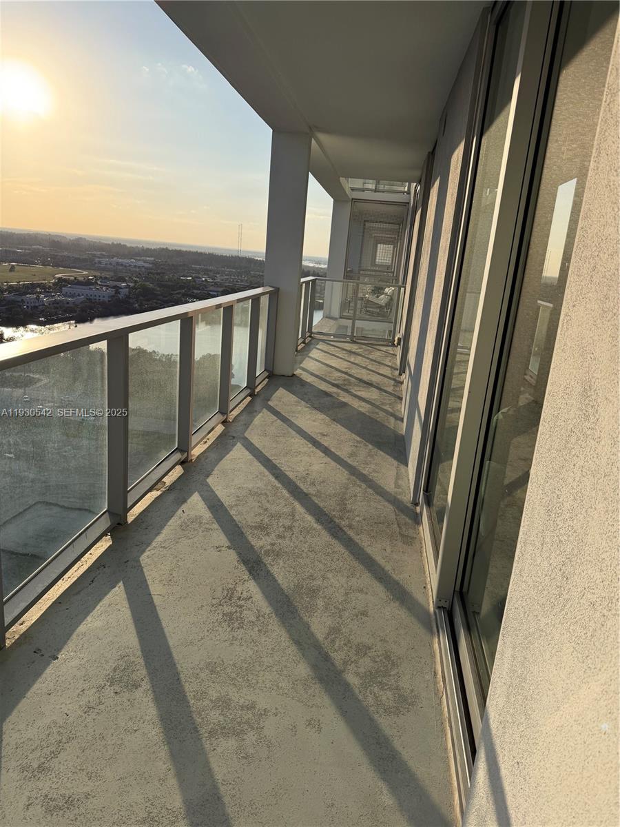 METROPICA NORTH TOWER ONE - Residential