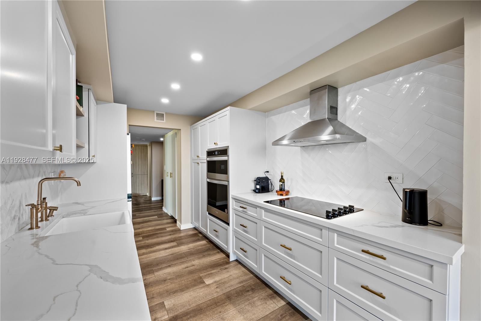 BRICKELL PLACE PHASE II C - Residential