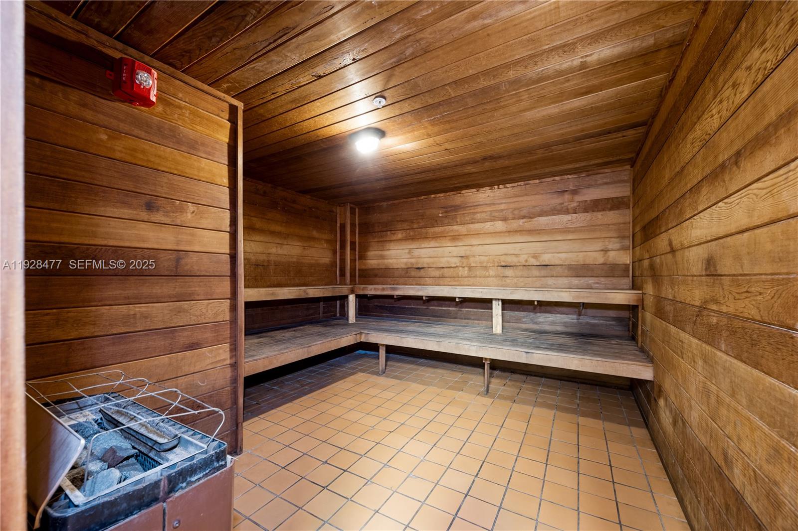 BRICKELL PLACE PHASE II C - Residential