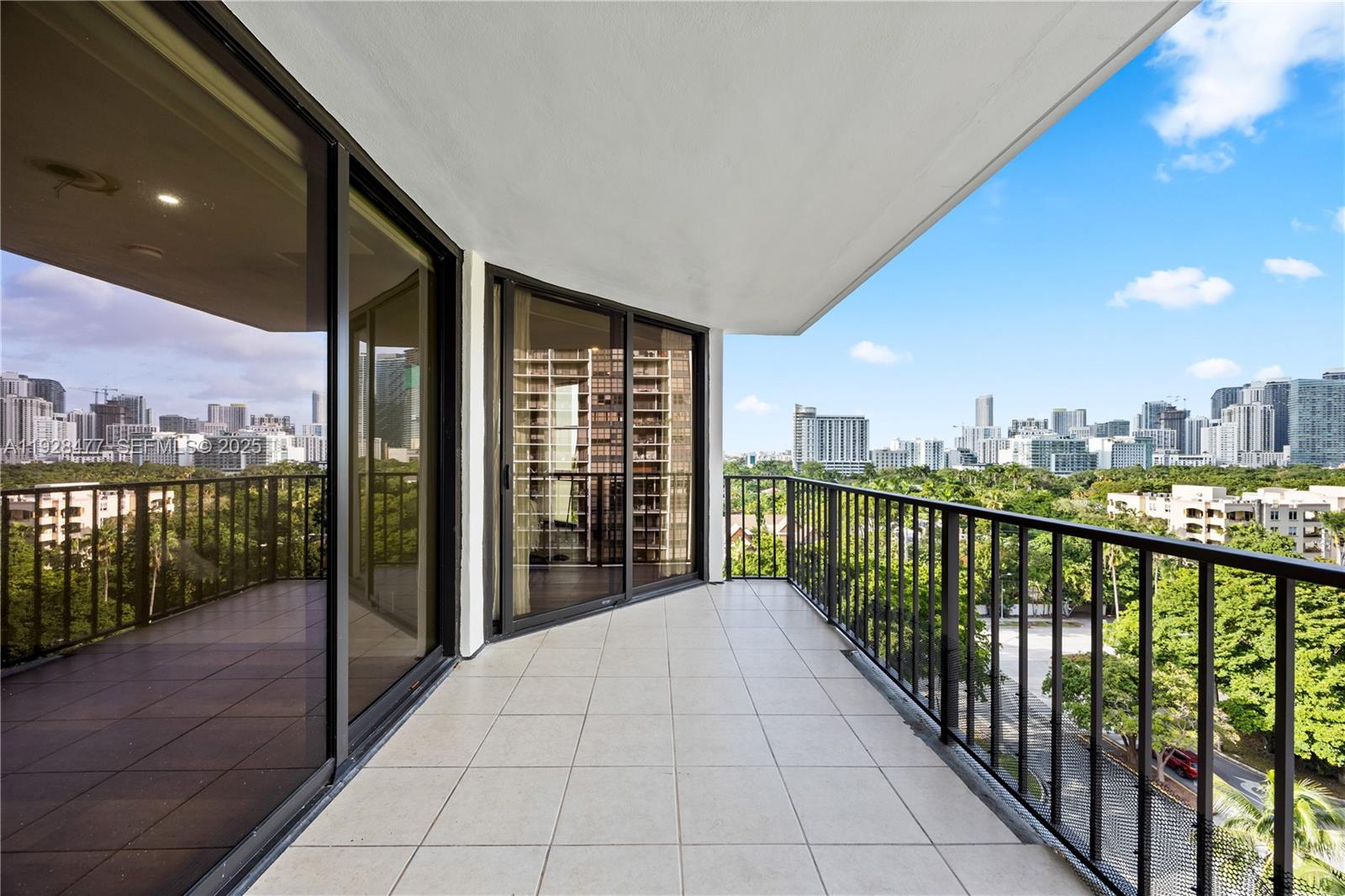 BRICKELL PLACE PHASE II C - Residential