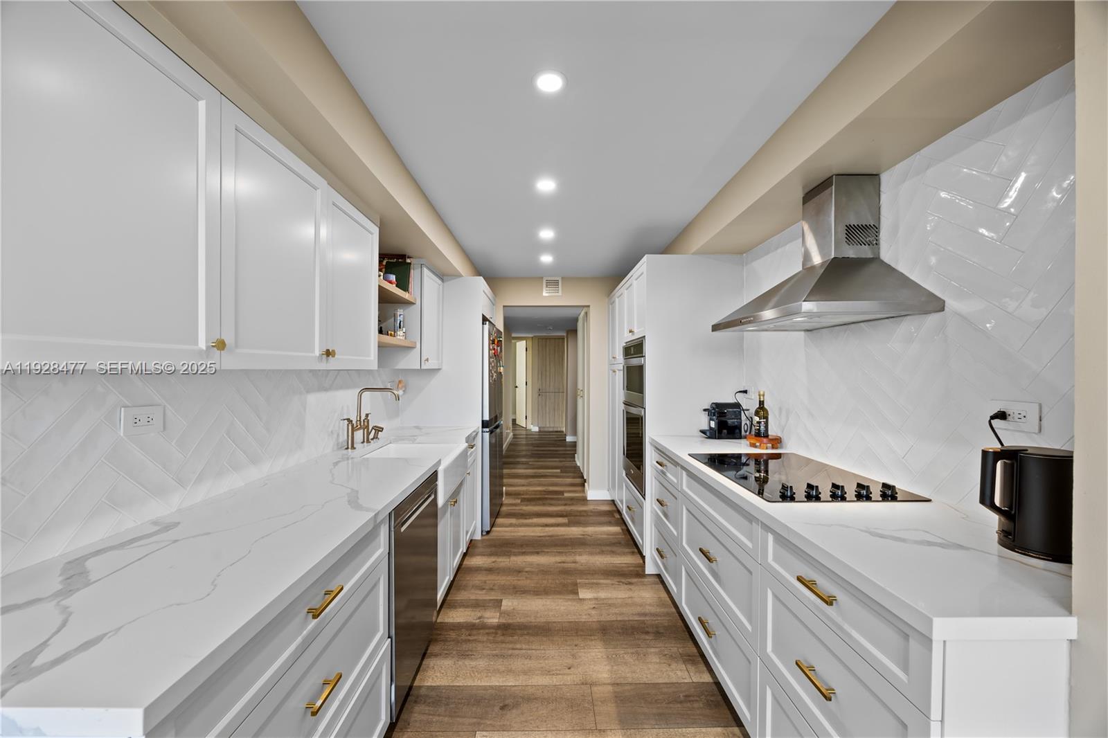 BRICKELL PLACE PHASE II C - Residential