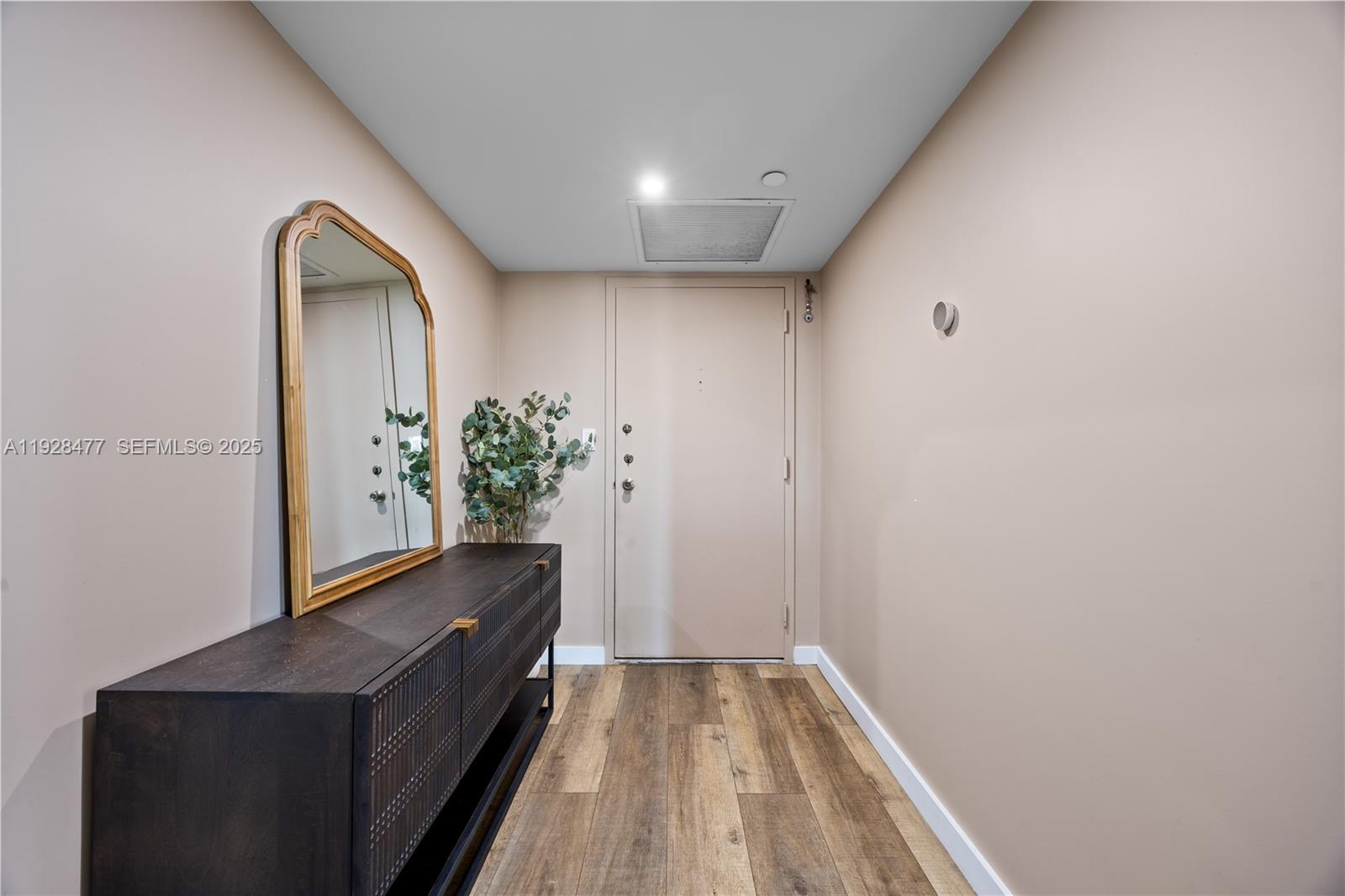 1915 Brickell Ave 1001